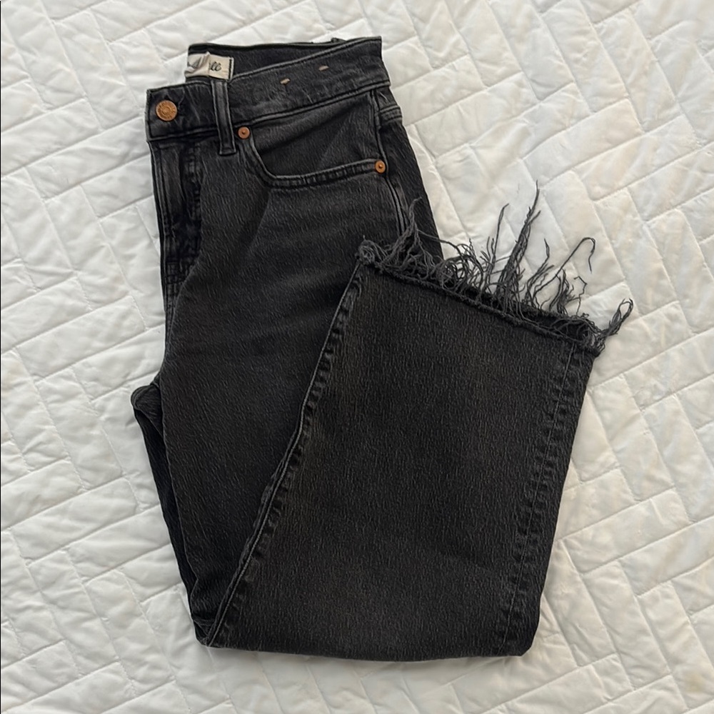 Women's Black Frayed Hem Jeans